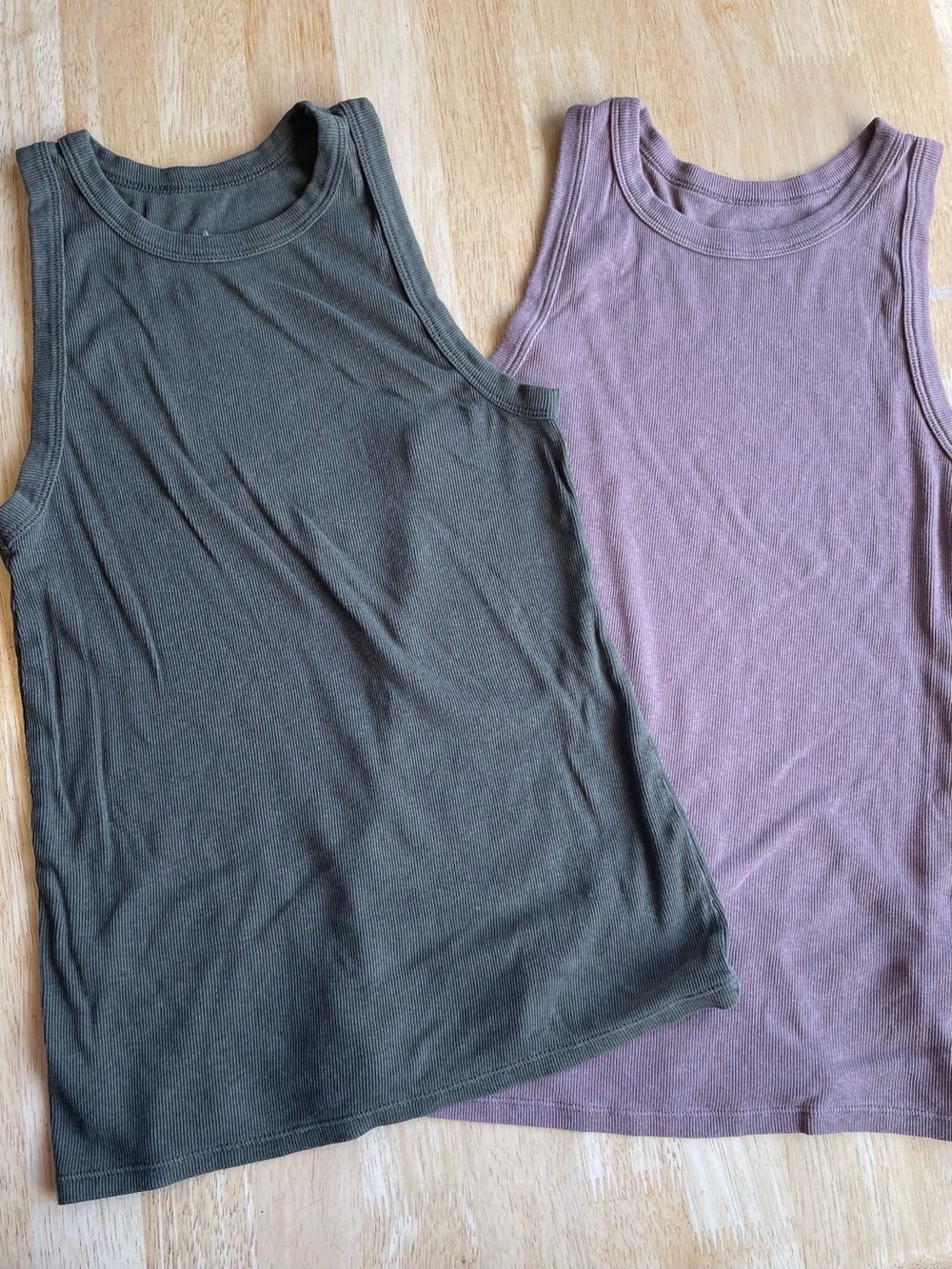 A New Day Target Women's Large Ribbed Tank Top Lot of 2 Mauve & Green